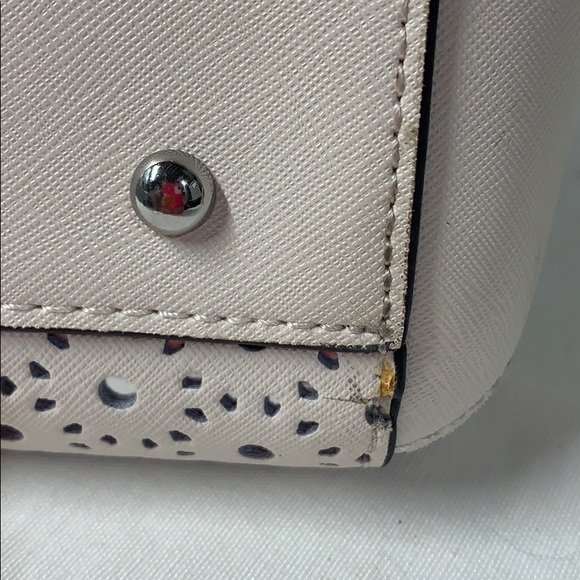 Calvin Klein Women’s medium sized bag - Picture 6 of 14